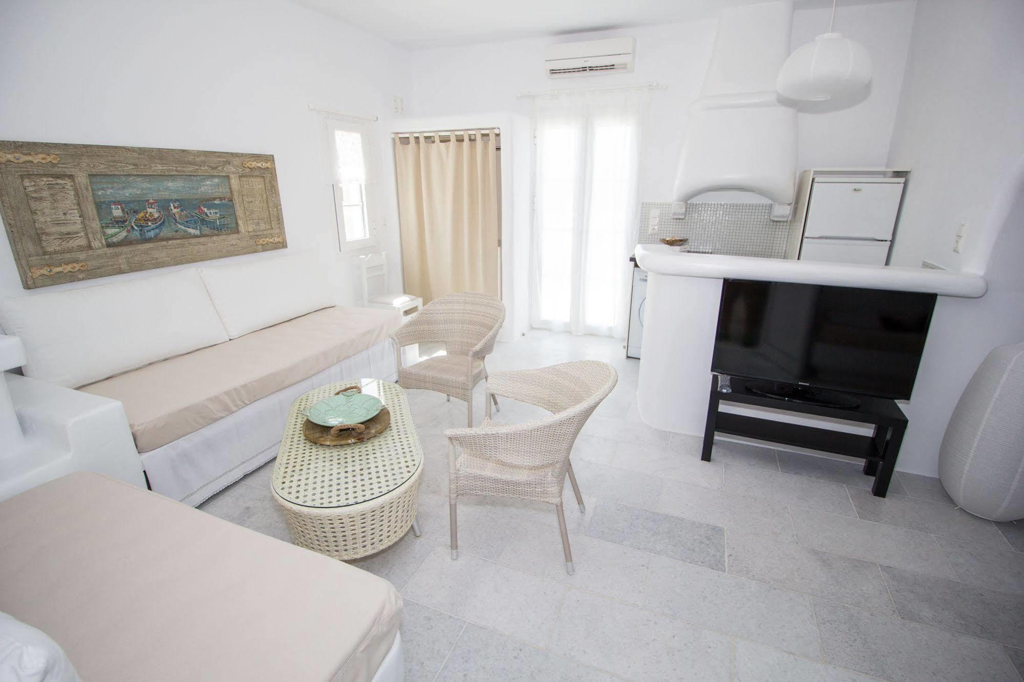 Aspasia Luxury Apartments Agia Anna  Ngoại thất bức ảnh